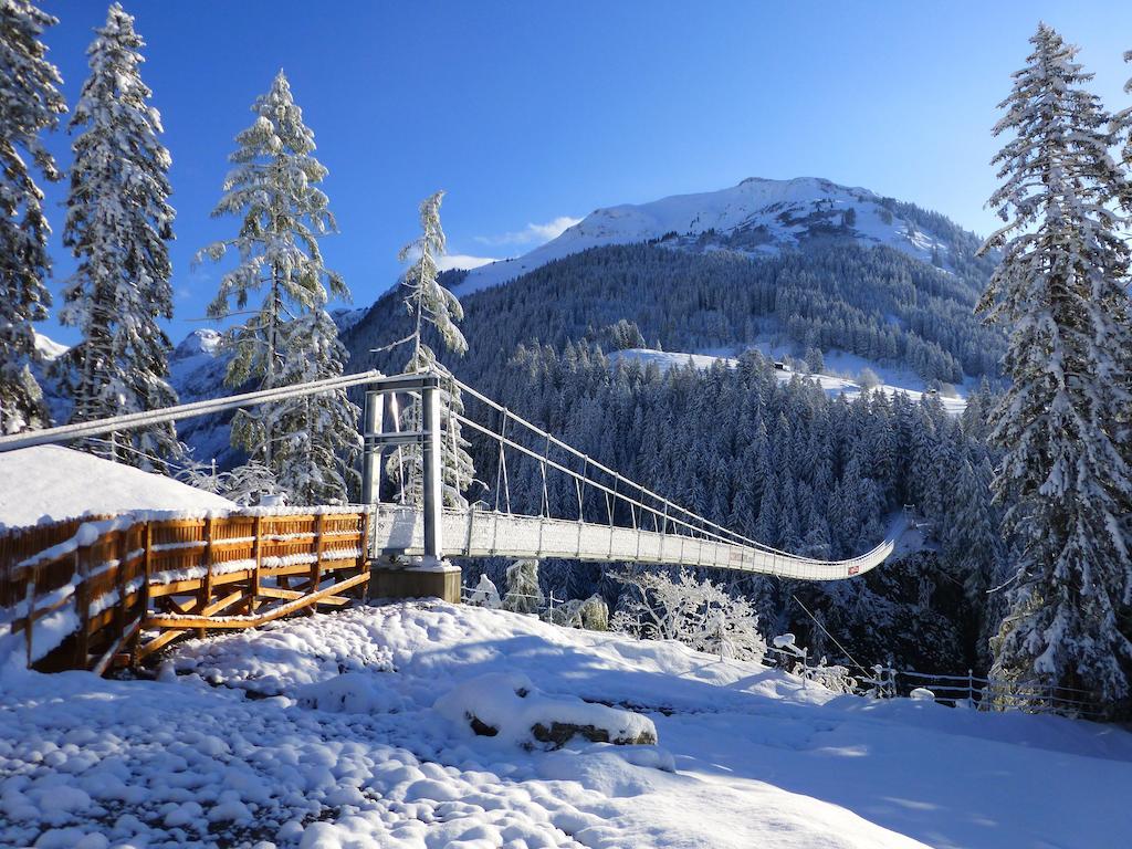 Wohlfuehlhotel Berg Heil Holzgau Exterior foto